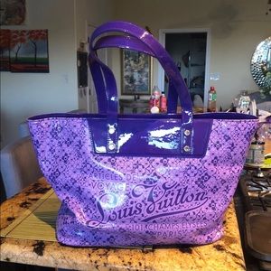 Louis Vuitton purse
